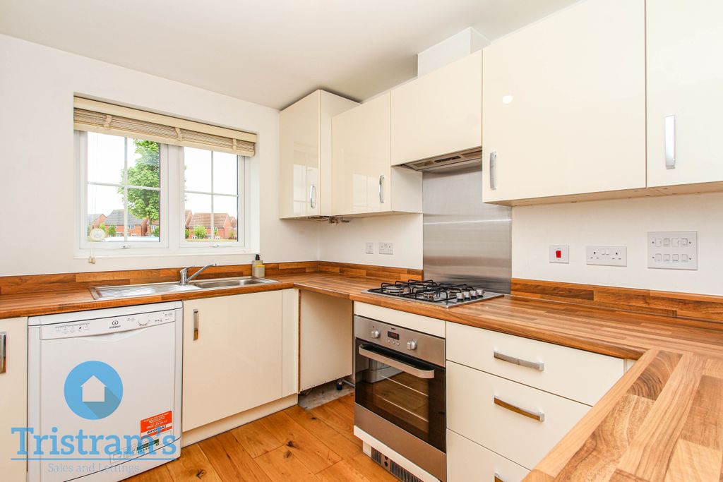 Property photo 2 of 19 Img_6000