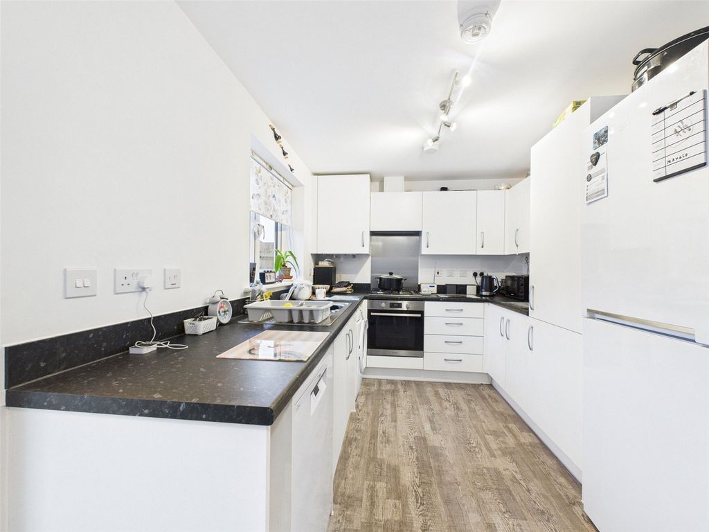 Property photo 3 of 14 Picture No. 11