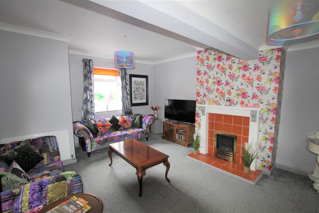 Property photo 2 of 10 2.Jpg