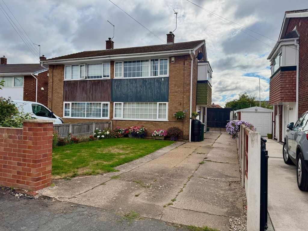 Property photo 1 of 1