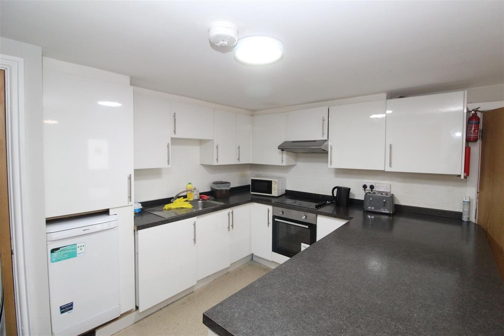 Property photo 1 of 18 Img_0471.Jpg