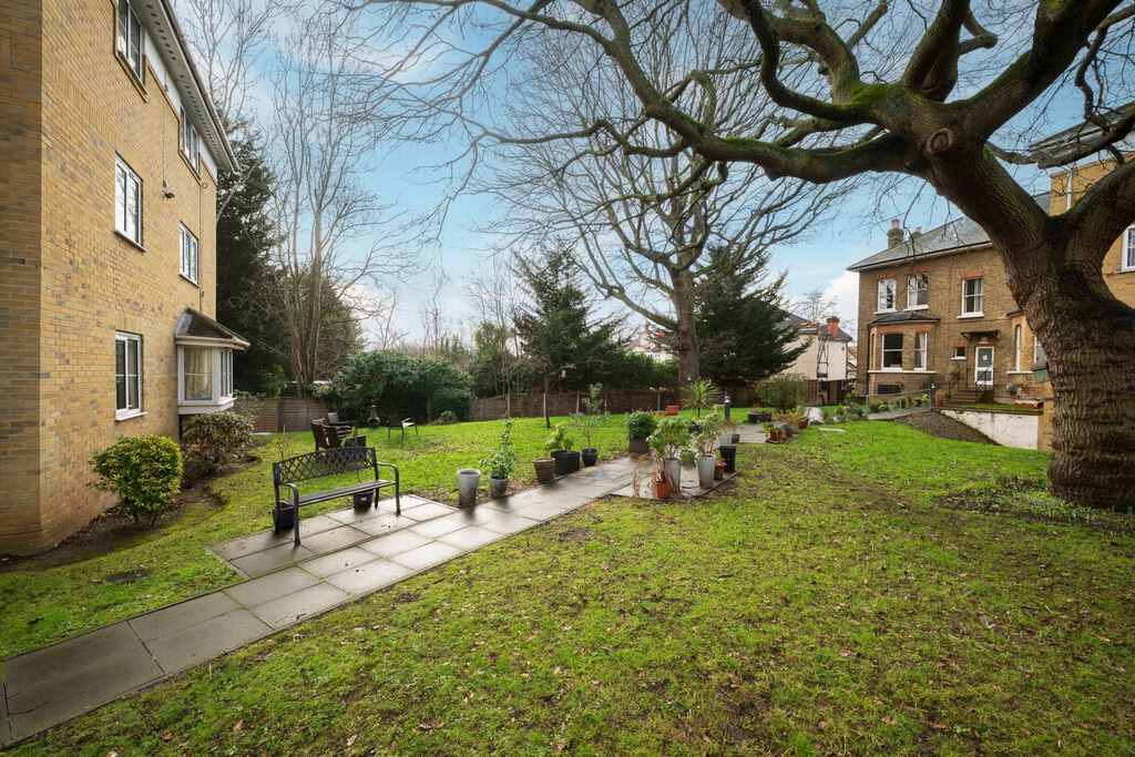 Property photo 3 of 12 Photo 2