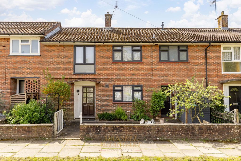 Property photo 1 of 17