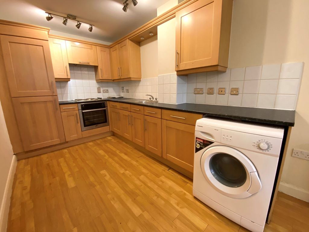 Property photo 1 of 5