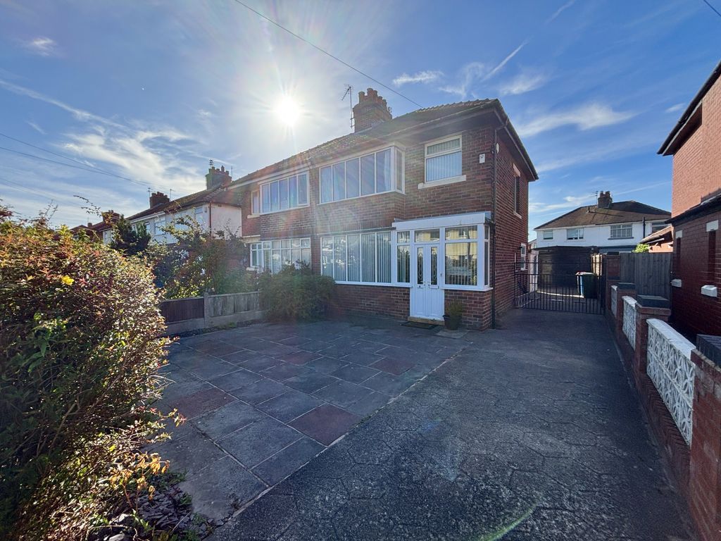 Property photo 1 of 26