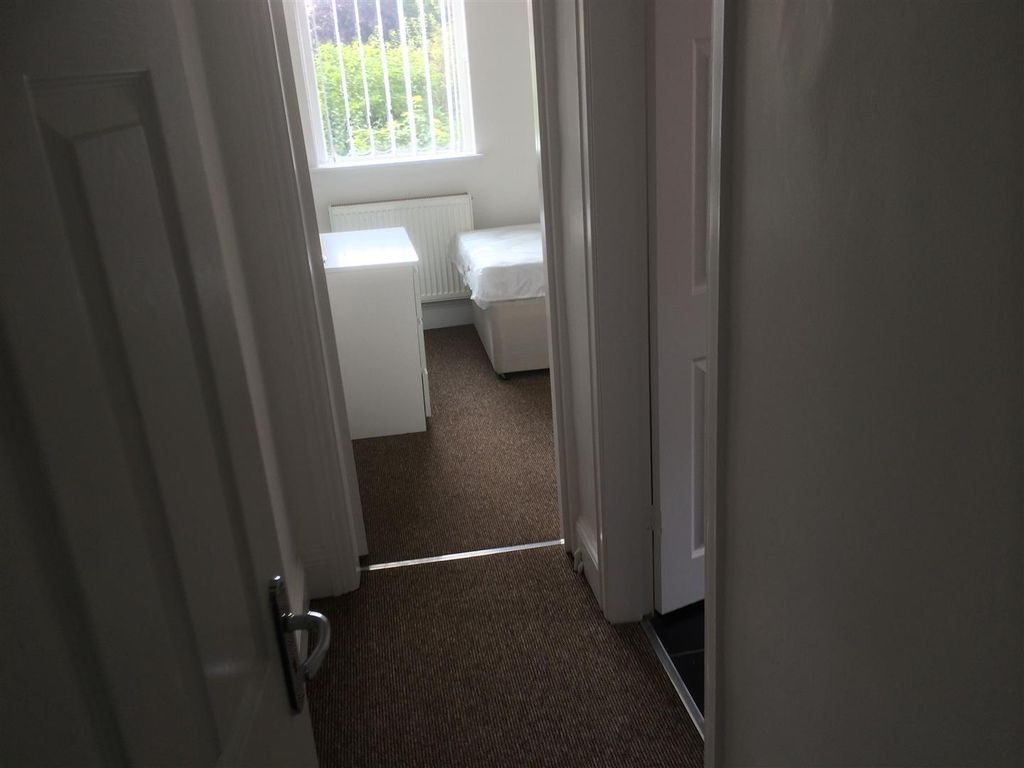 Property photo 1 of 7 Bedroom C 1  .Jpg