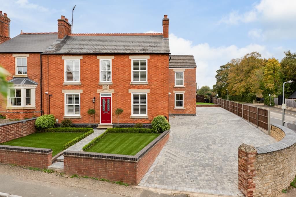 Property photo 1 of 43 2 Grange Road, Geddington-1.Jpg