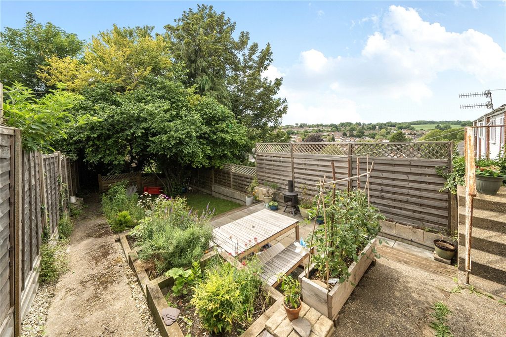 Property photo 3 of 24 Picture No. 26