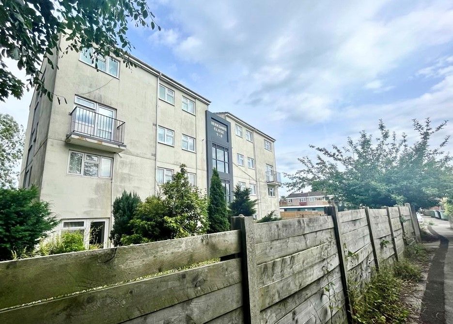 Property photo 1 of 8