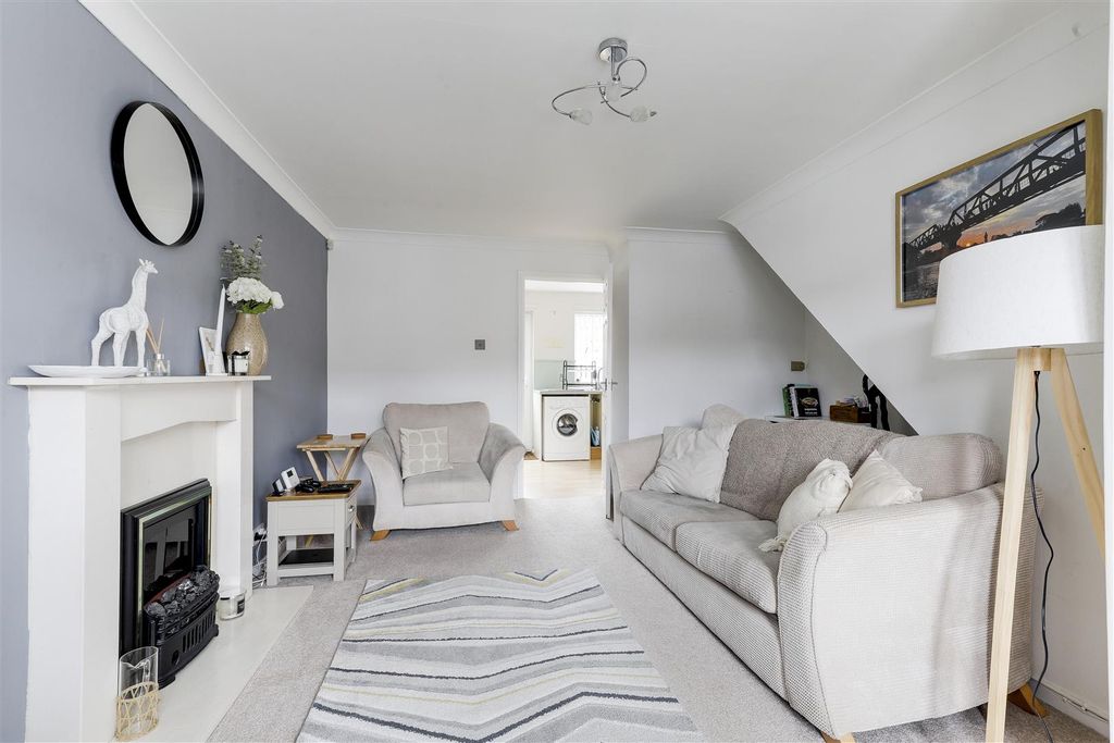 Property photo 2 of 12 511.Jpg