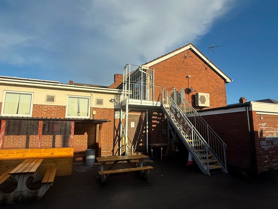 Property photo 1 of 7 Img_1171