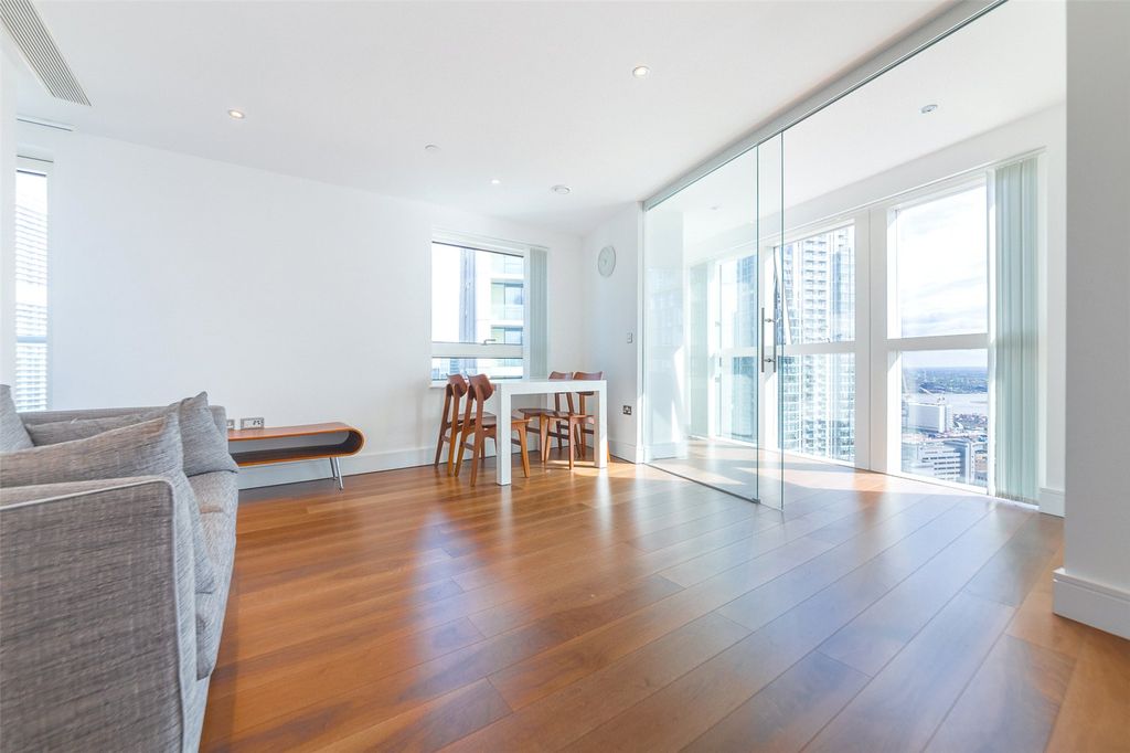 Property photo 2 of 20 Photo 2