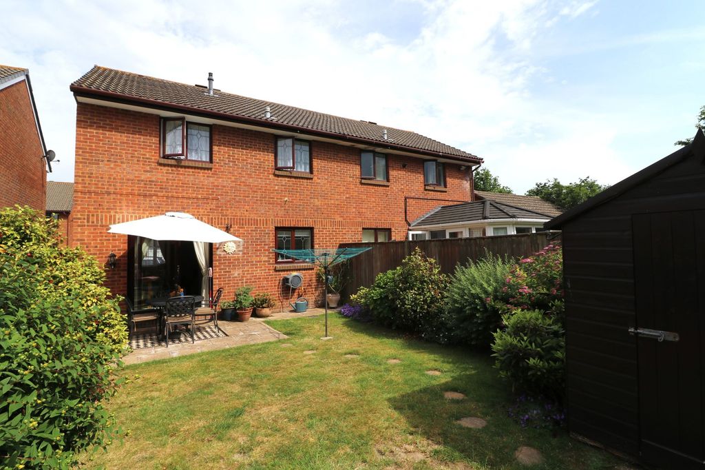 Property photo 2 of 10