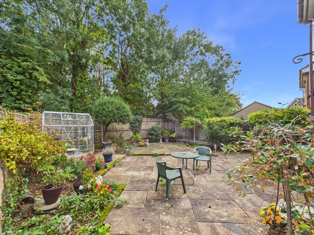Property photo 3 of 25 Rear Garden