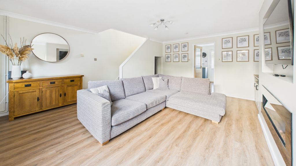 Property photo 3 of 15 Gallery