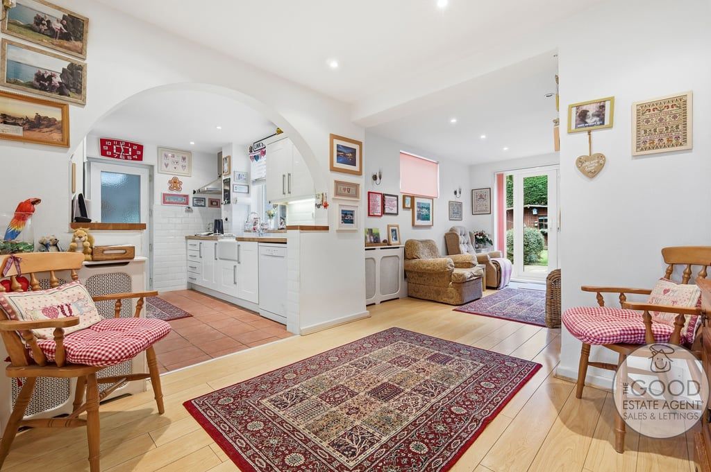 Property photo 3 of 21