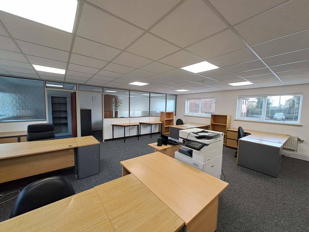 Property photo 3 of 7 Photo 5