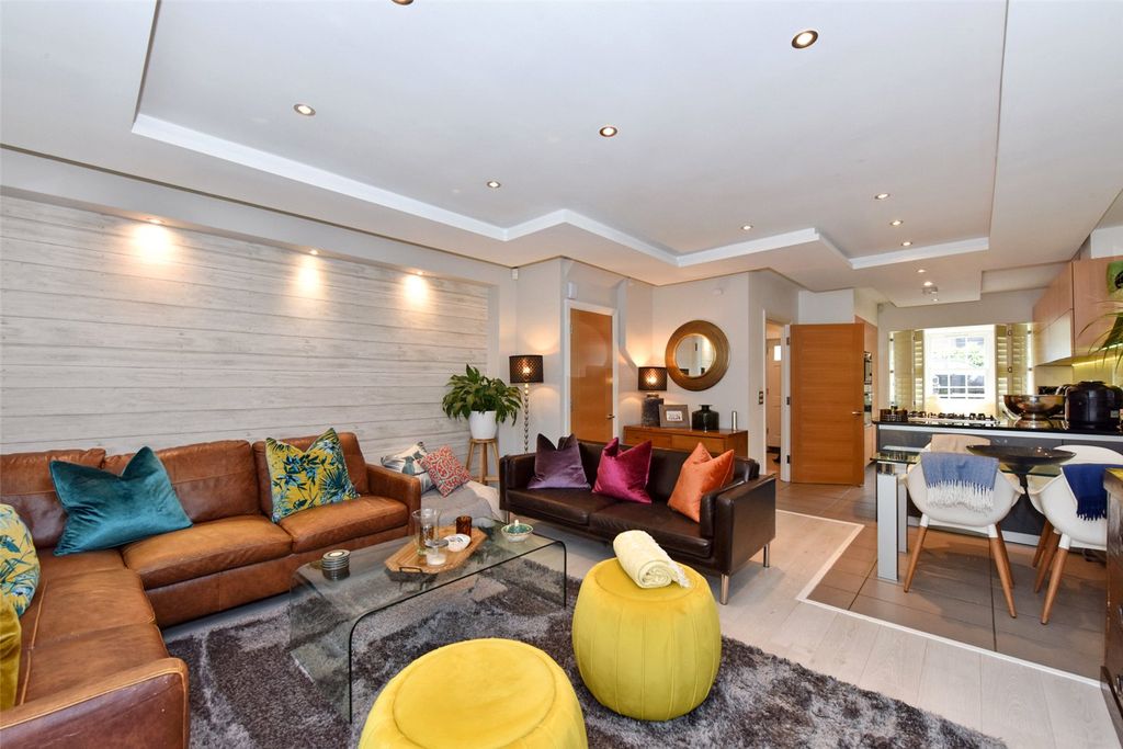 Property photo 2 of 11 Reception Room