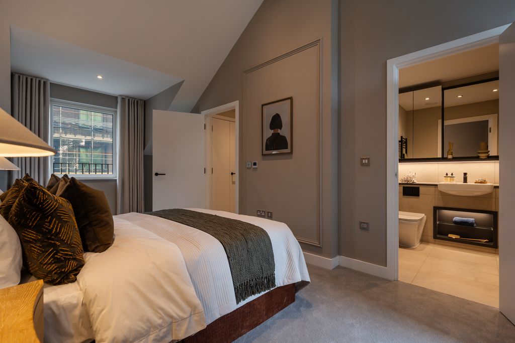 Property photo 3 of 22