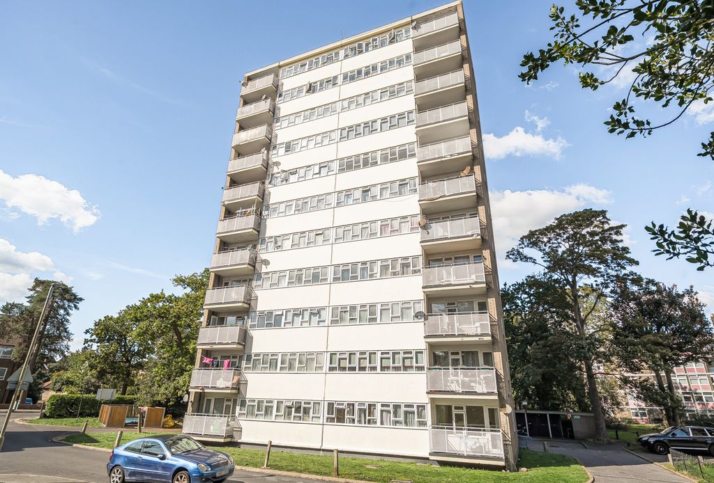 Property photo 1 of 10 1360634-2-68d525E...