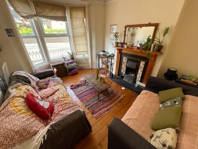 Property photo 2 of 11 Lounge.Jpg