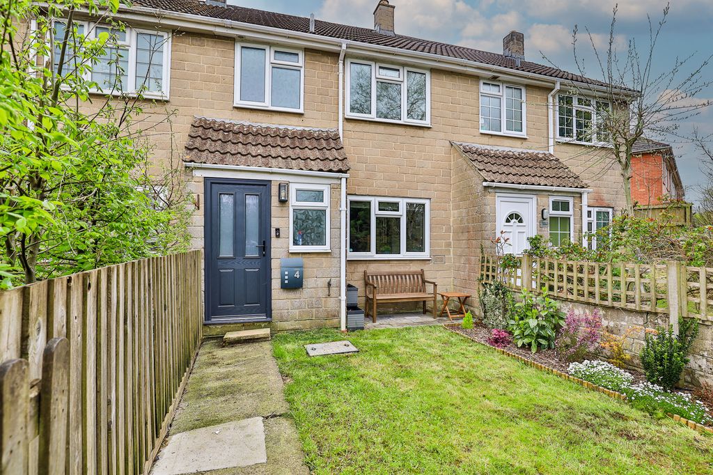 Property photo 1 of 18