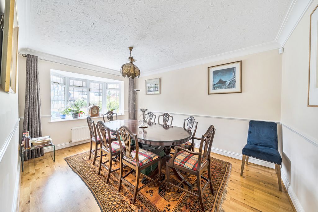 Property photo 3 of 21 1321249-8-687659A...