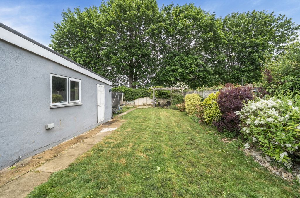 Property photo 2 of 18 1456009-19-6A01Ec...