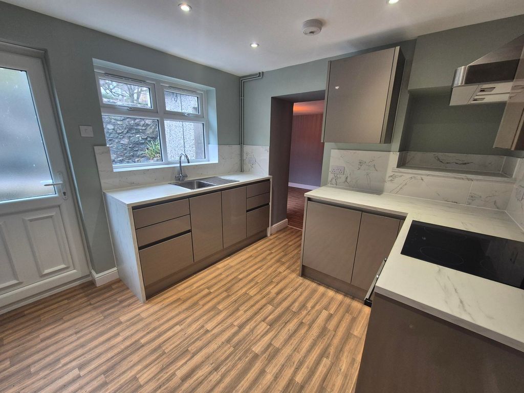 Additional image 5 of 3 bed end terrace house to rentGlanrafon, Bangor LL57