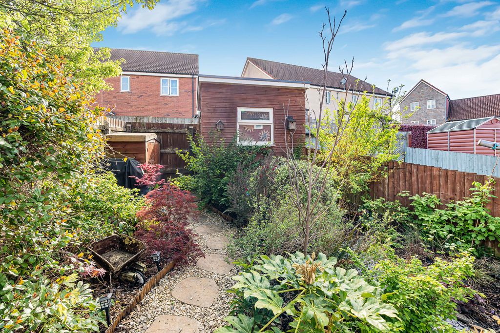 Property photo 2 of 15