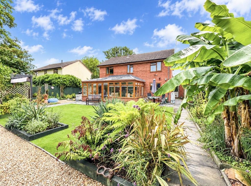 Property photo 1 of 24 551E41B4-8E15-4c94-8Aad-c80F40E7B80d.Jpg