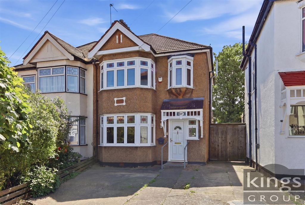Property photo 1 of 28