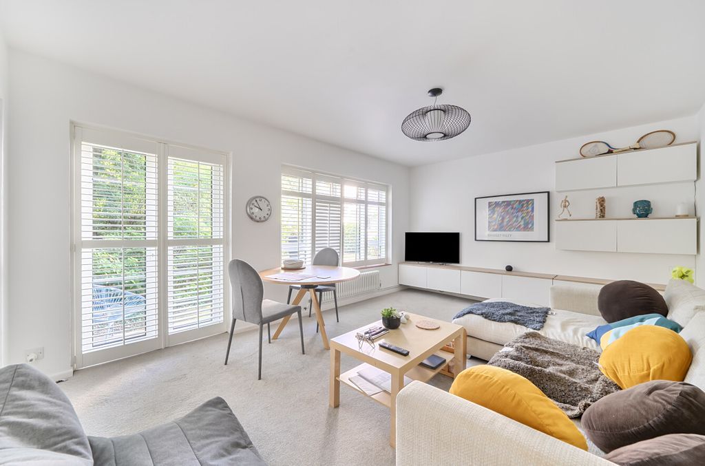 Property photo 2 of 9 1492760-13-6A5754...