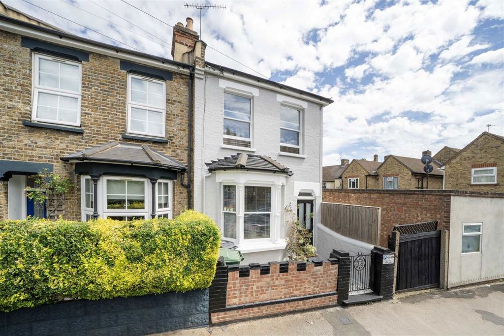 Property photo 1 of 10