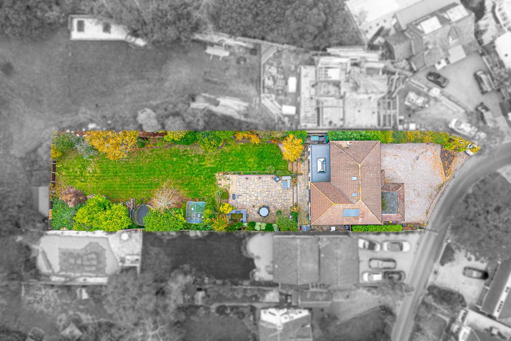 Property photo 2 of 37