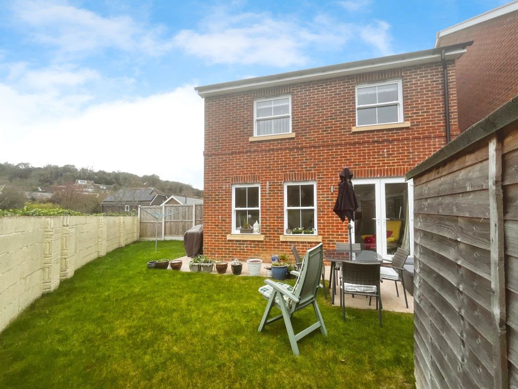 Property photo 2 of 22