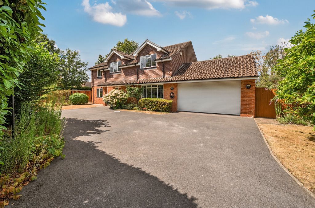 Property photo 1 of 45 14-6A6B57A160470-...