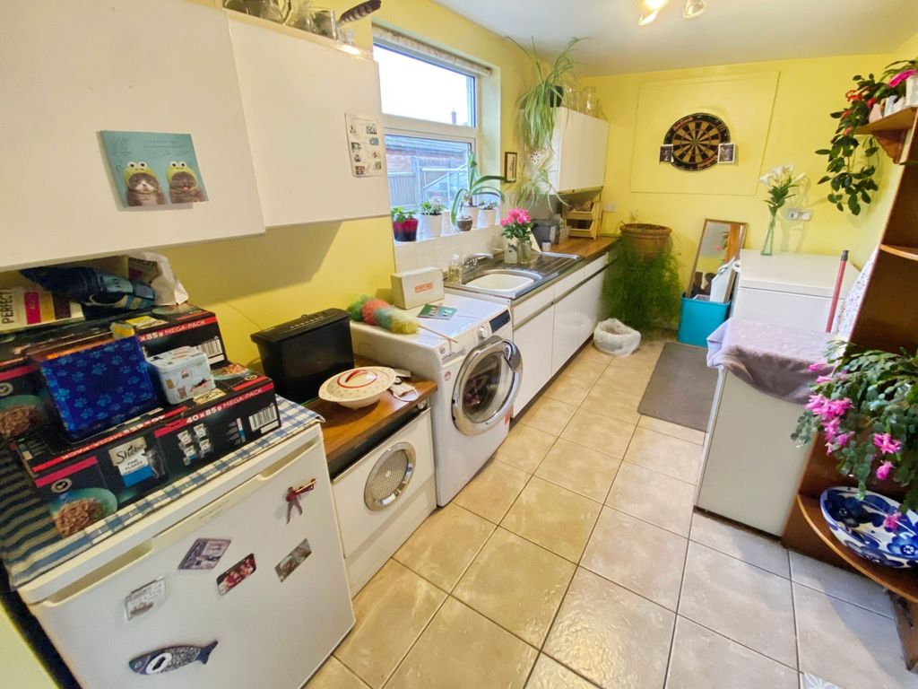 Property photo 3 of 20