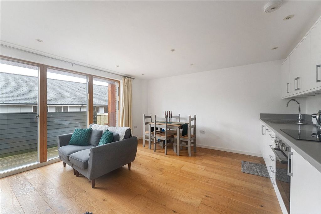Property photo 2 of 8 Picture No. 05