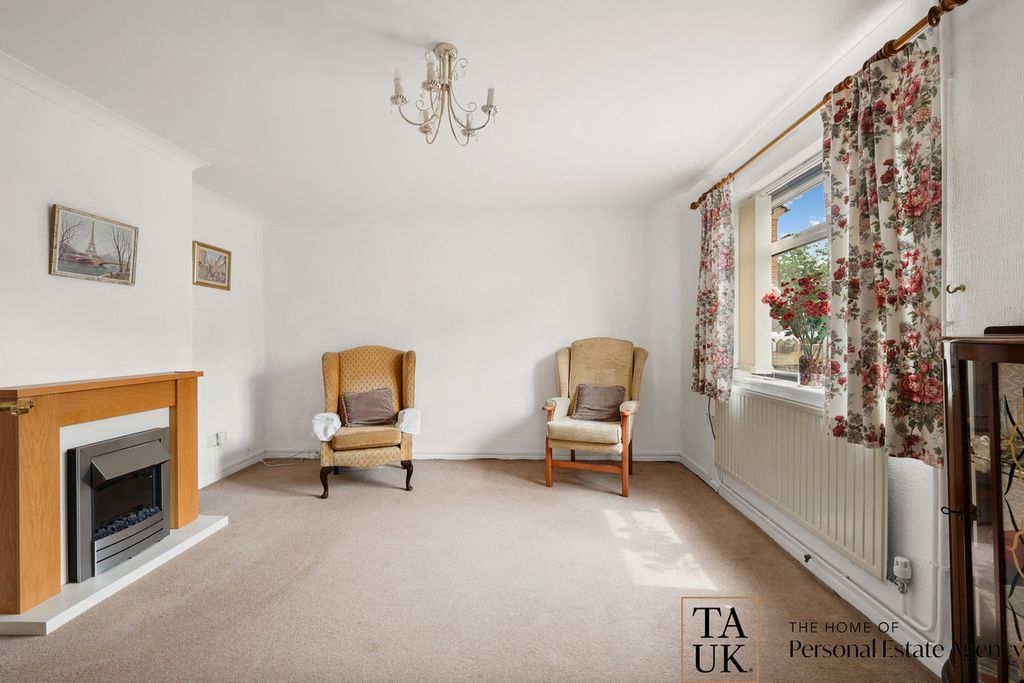 Property photo 3 of 22