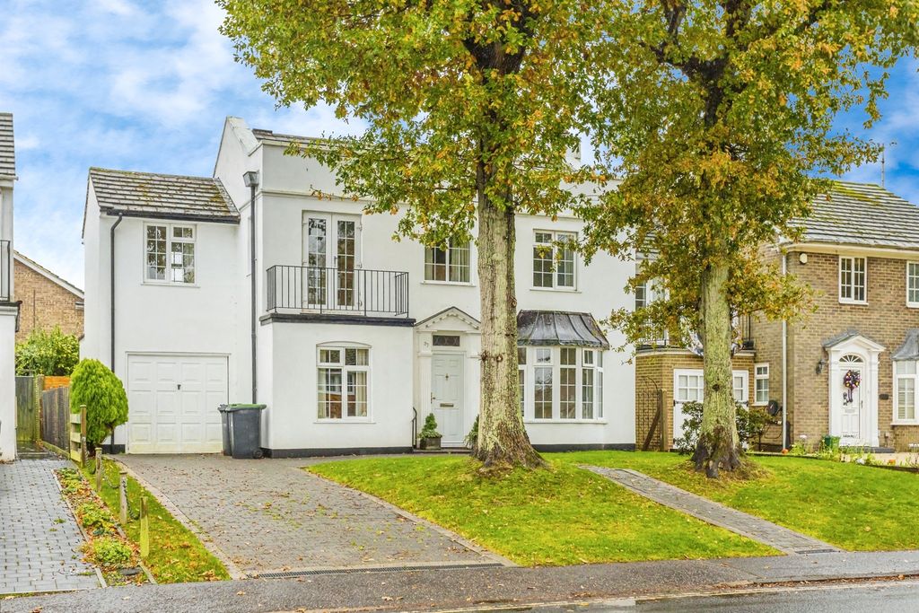 Property photo 1 of 16