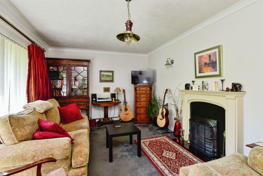 Property photo 2 of 15