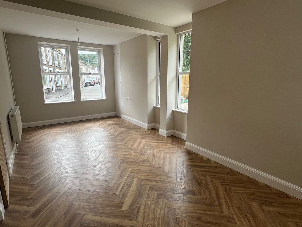 Property photo 3 of 21 Not Specified