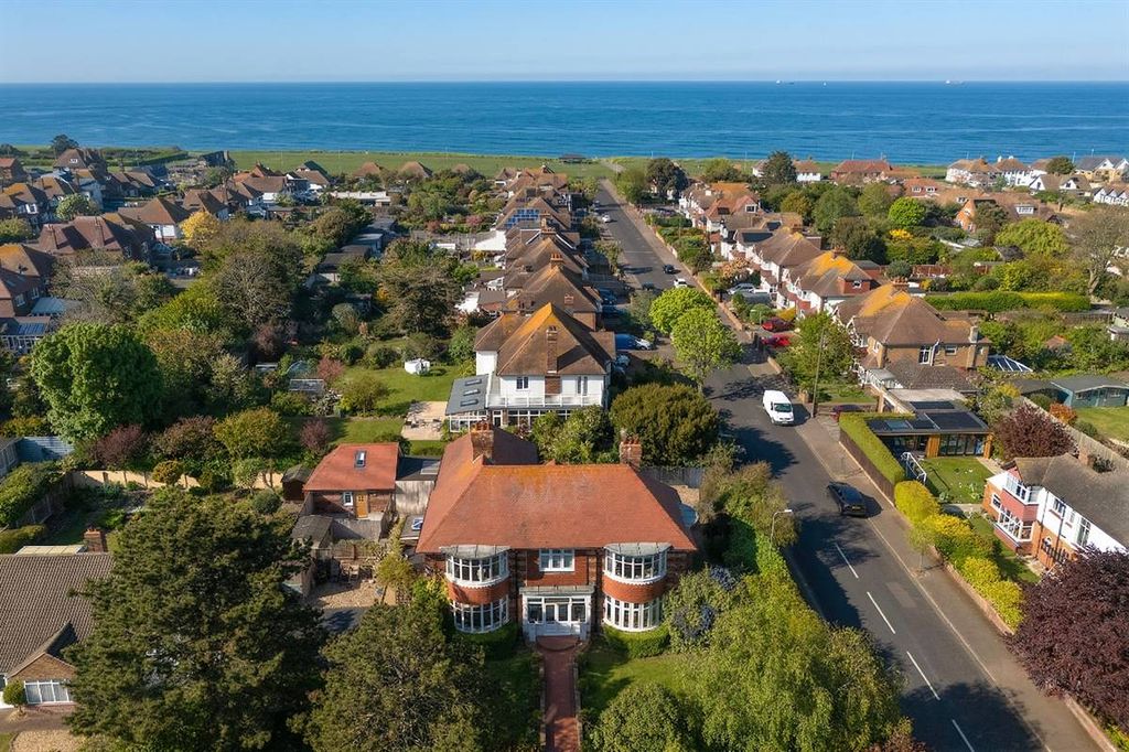 Property photo 1 of 49