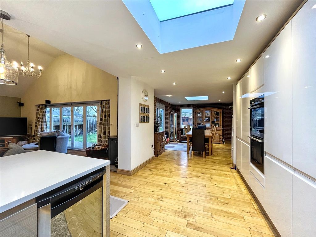 Property photo 3 of 6 Img_4045.Jpg