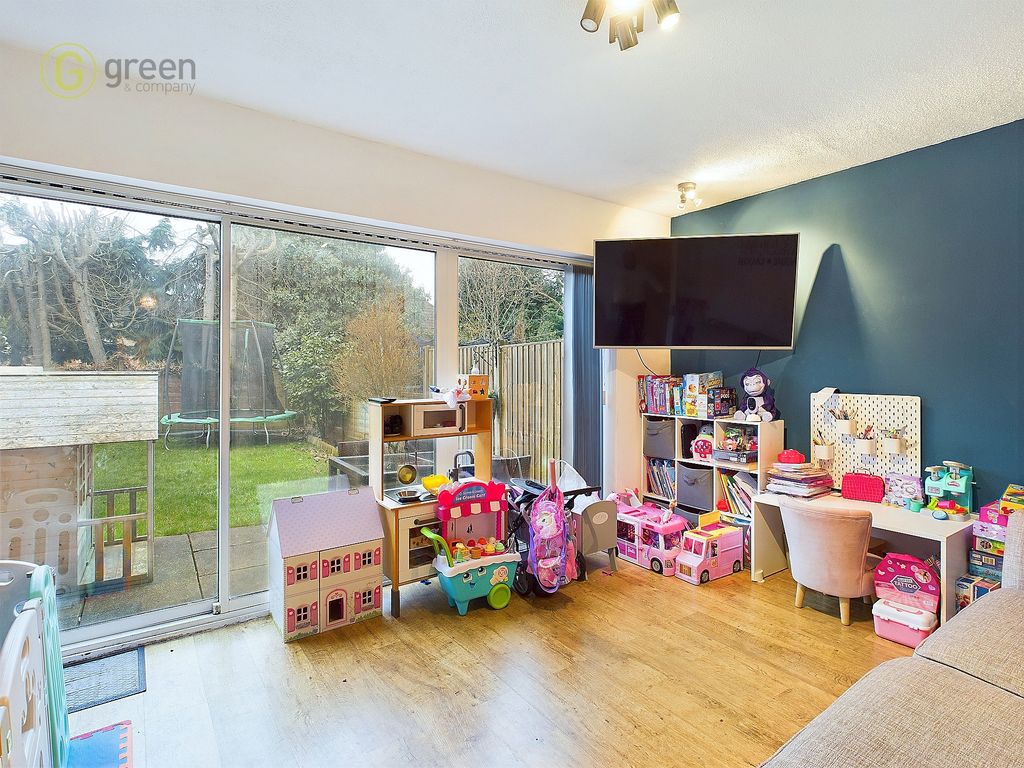Property photo 3 of 25
