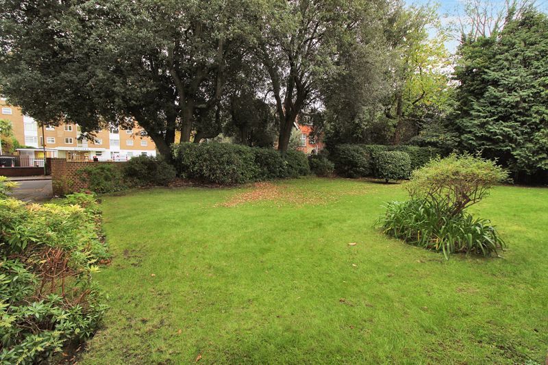 Property photo 3 of 14 Photo 17