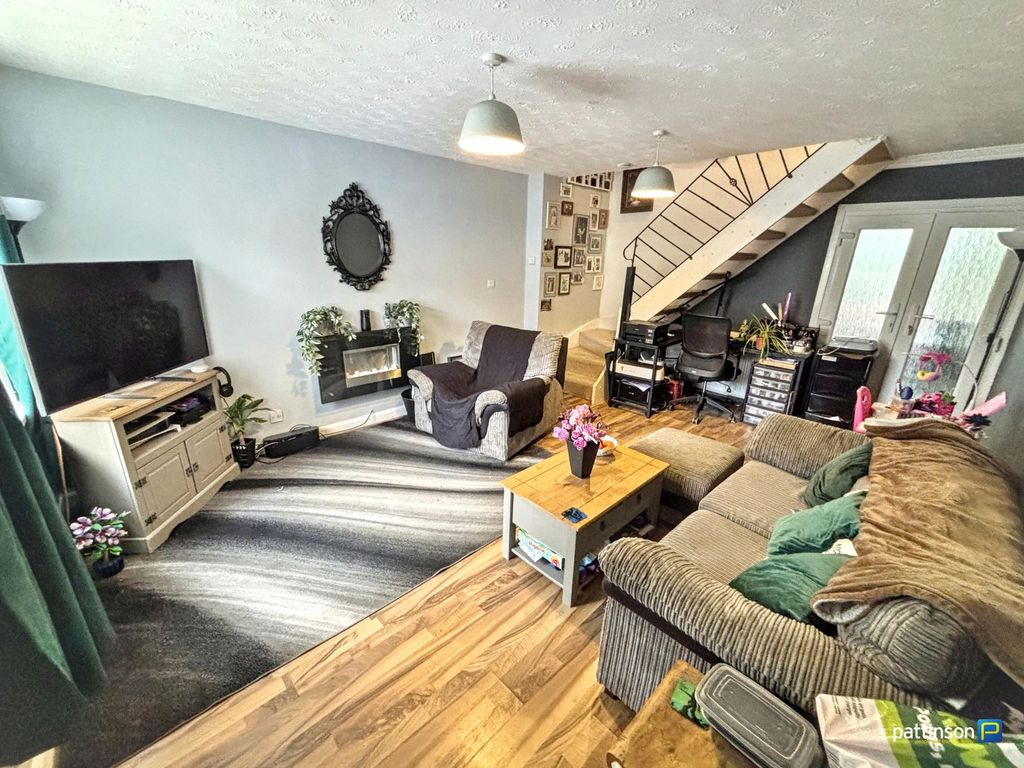 Property photo 2 of 14