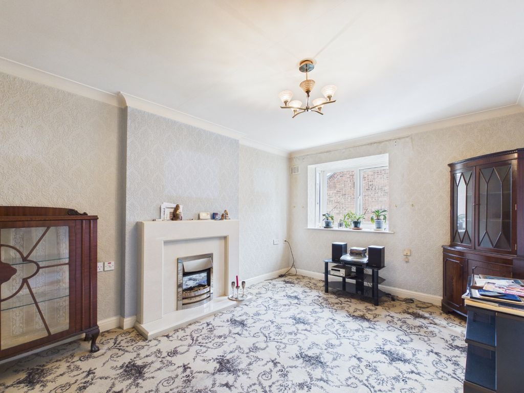 Property photo 3 of 10 4908727