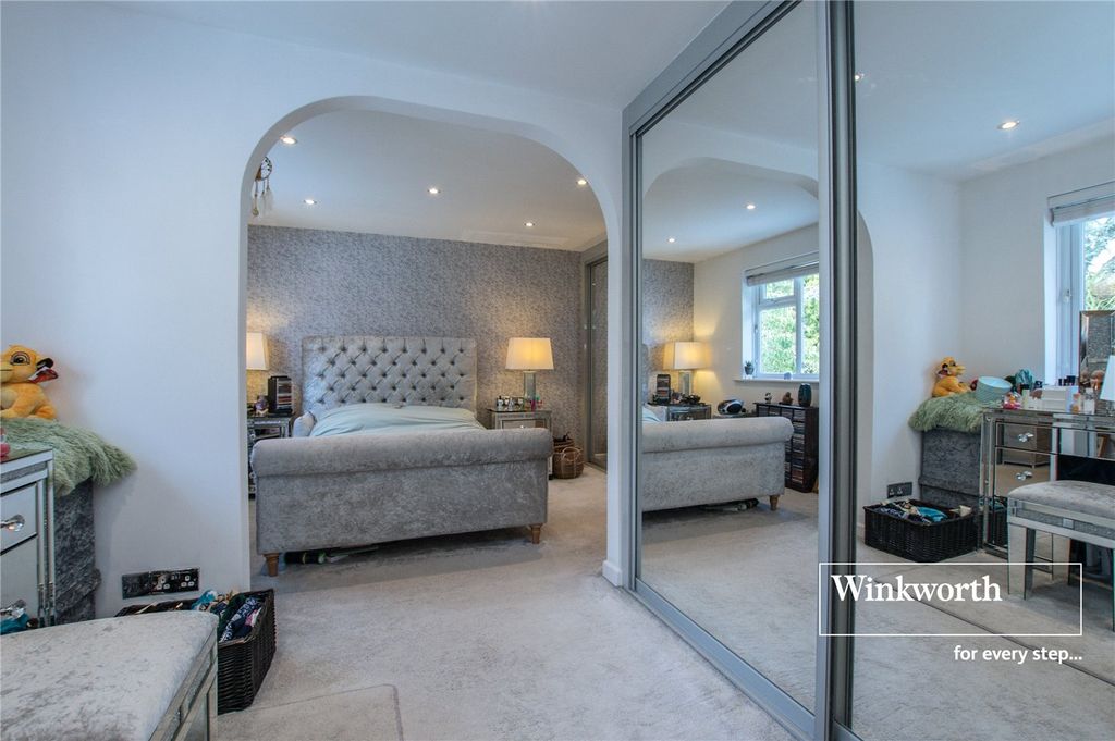 Additional image 16 of 3 bed detached house for saleGolf Links Road, Ferndown, Dorset BH22